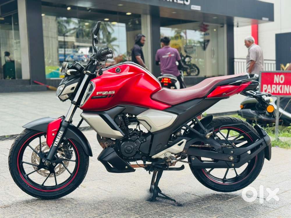 Yamaha FZS V3 all Kerala finance available