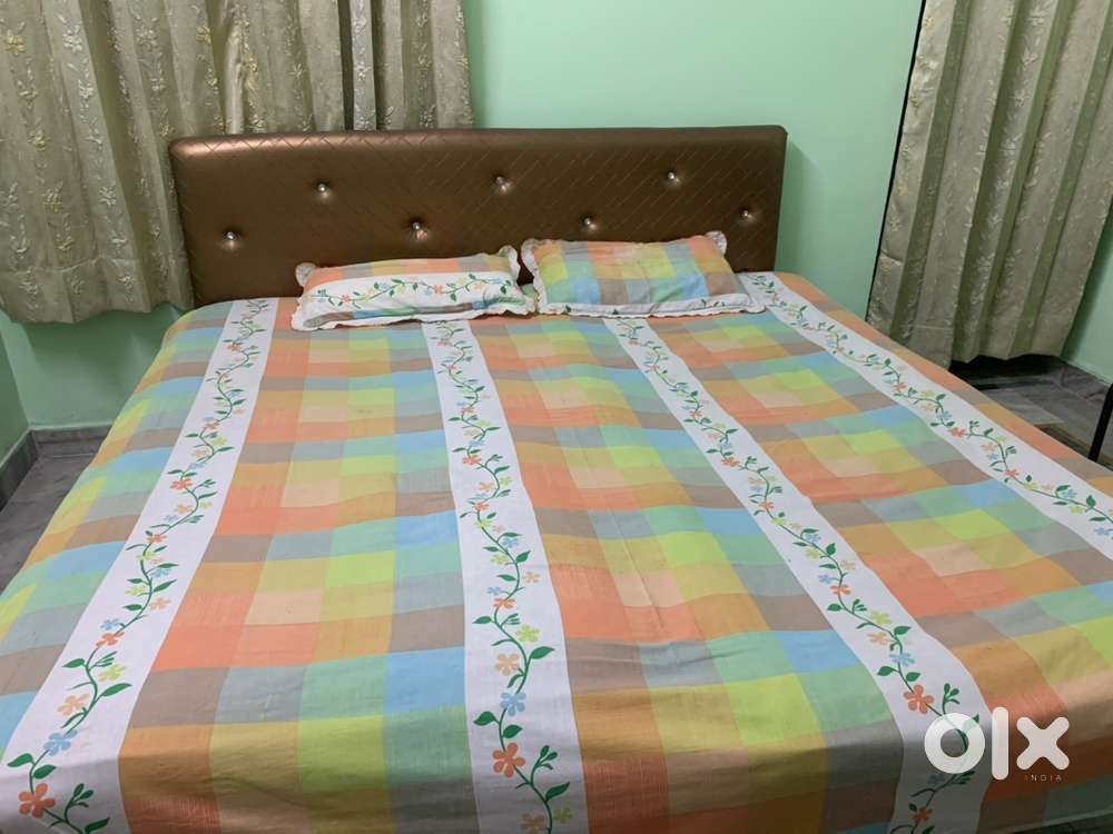 Pg for girls attached washroom  with kitchen room cleaning maid,