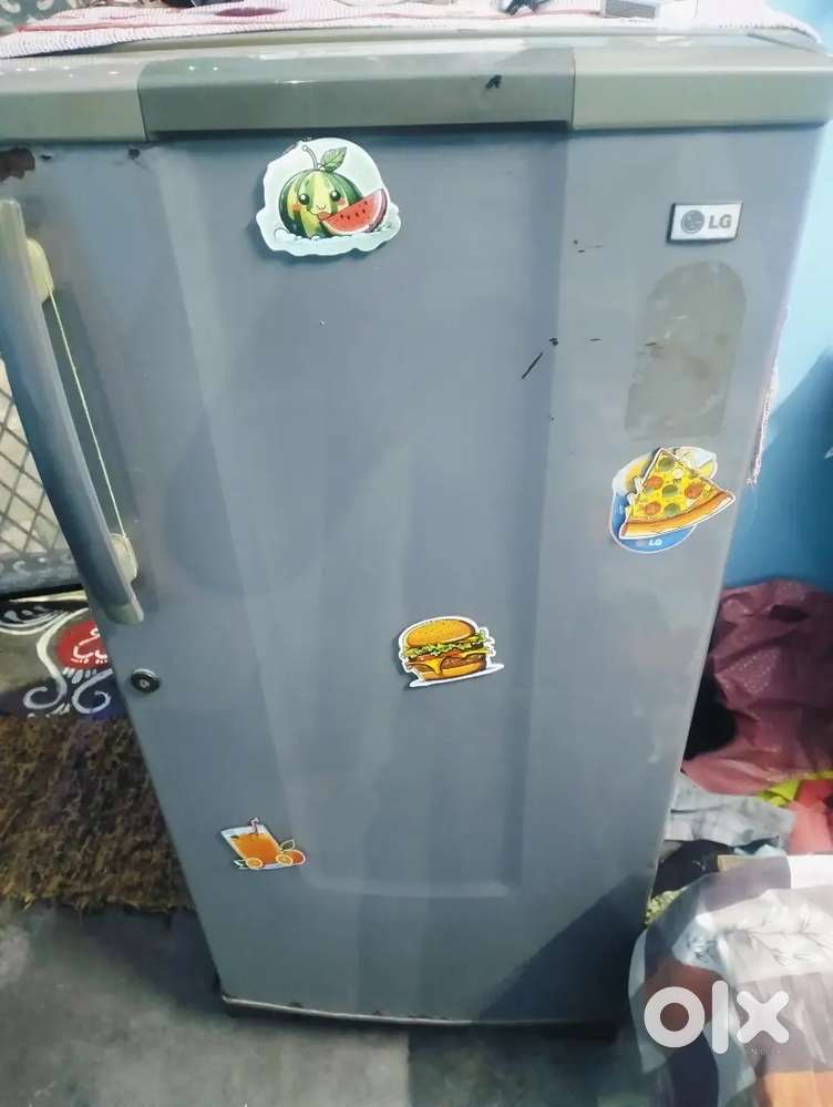 200ltr refrigerator lg company only for 4000 rupes