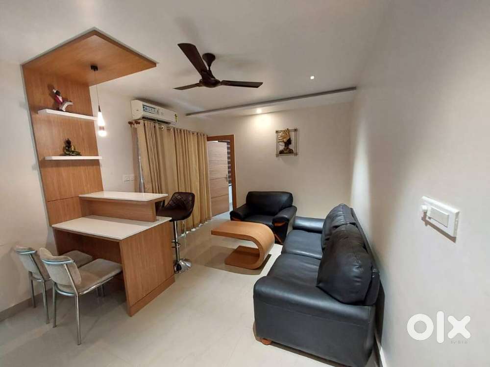 Couple Friendly - 1 BHK A/C Premium Furnished Flat for Daily Rent