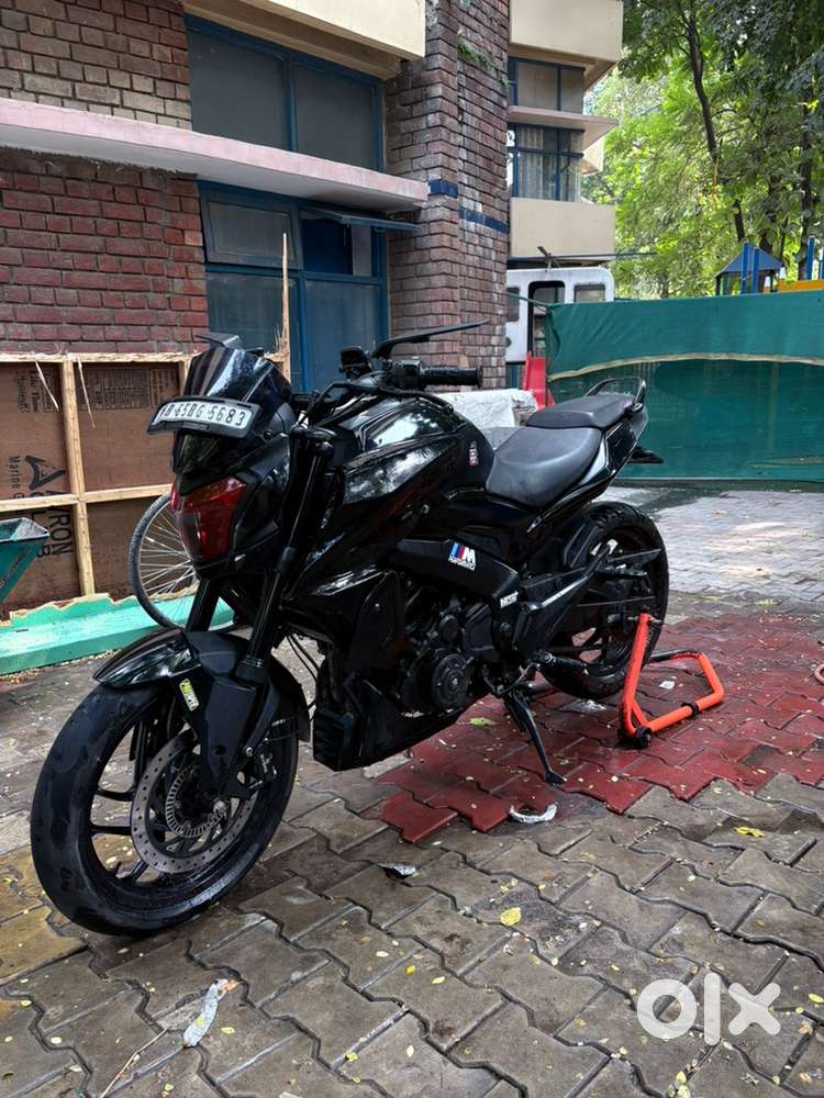 All accerieos i have good condition bike black wrap