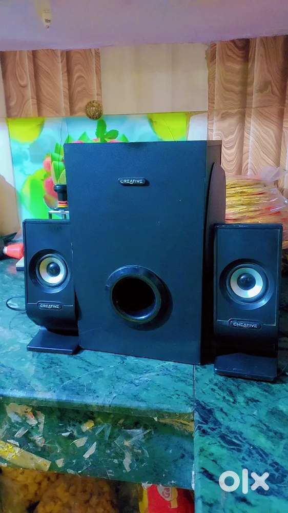 Home theater speaker
