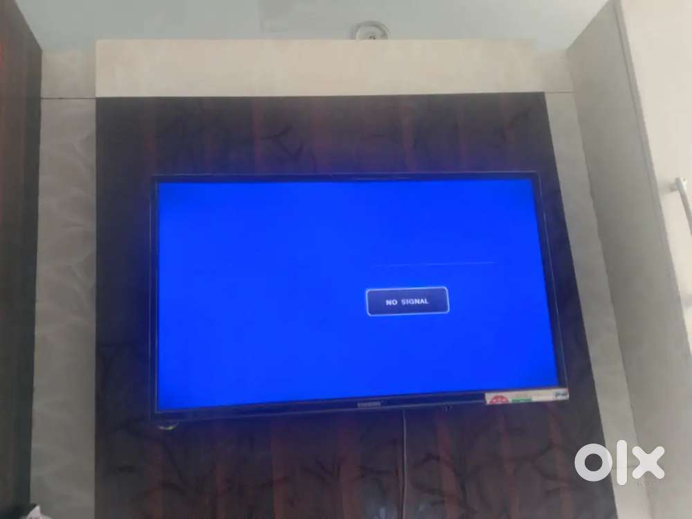 LEG company 75 inch screen is good box kr sath milega tv