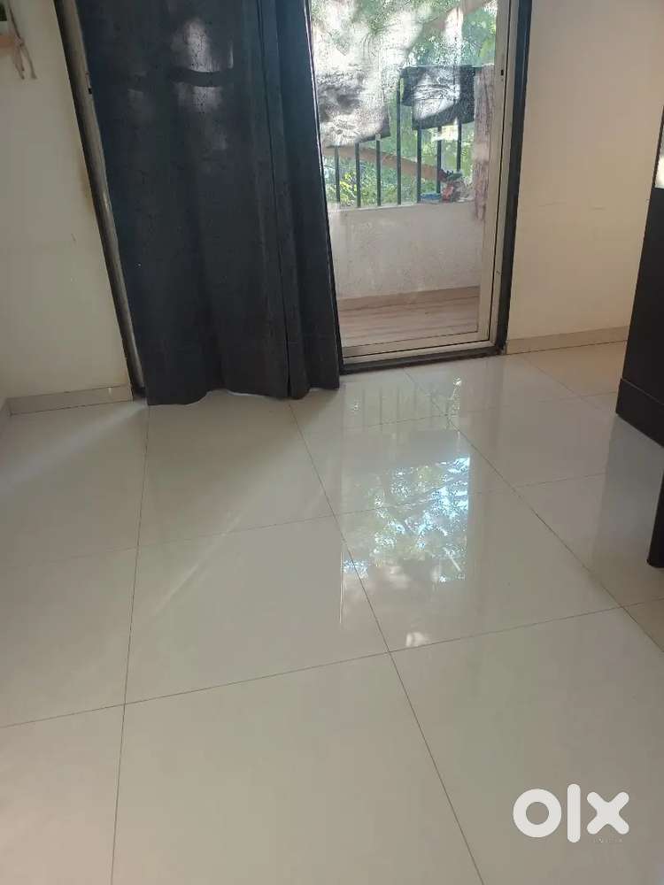 Looking for 1 female flatmate