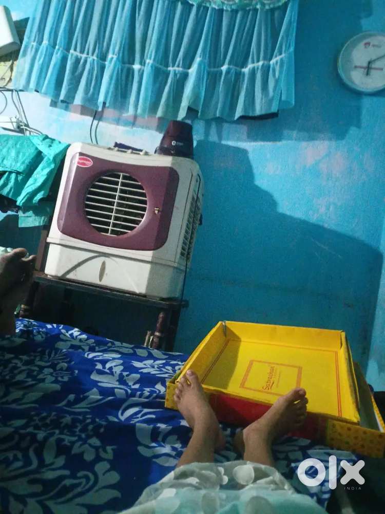 Girl room patner chahya