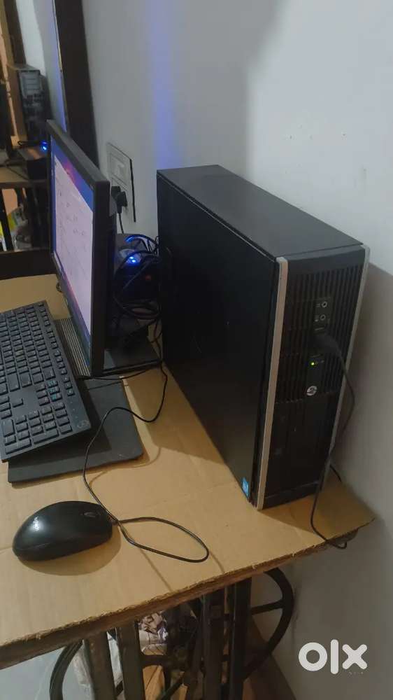 HP core i5 pc with 20 FHD Acer monitor