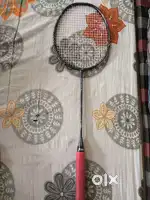 Hundred Carbon fibre Burst 18 racquet