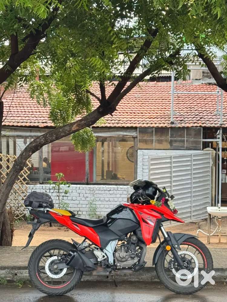 Single owner full new condition driving conditions