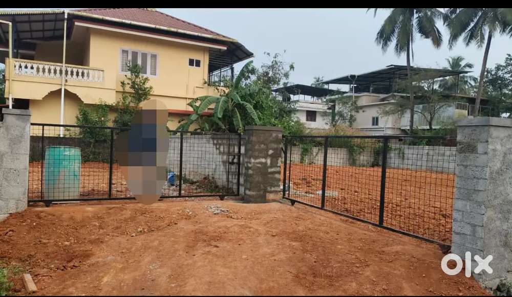 Thrissur Plot for sale - chembukavu- 6 cent - 6.85 lakhs per cent.