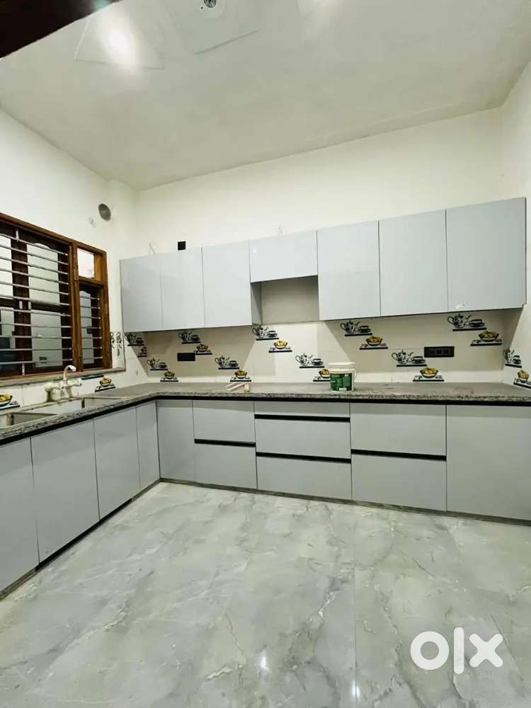 2Bhk Semi Furnished Independent 2nd फ्लोर किराये पर खाली है62-64-65 मे