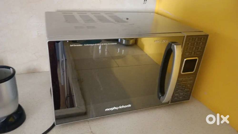 Morphy Richards microwave oven