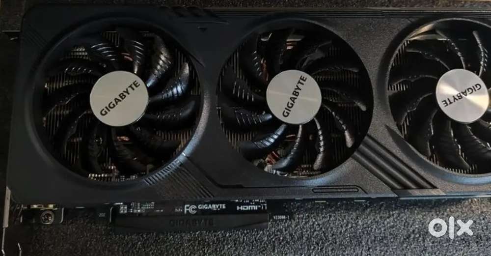 Graphic Card Gigabyte RX 7600 XT 16 GB