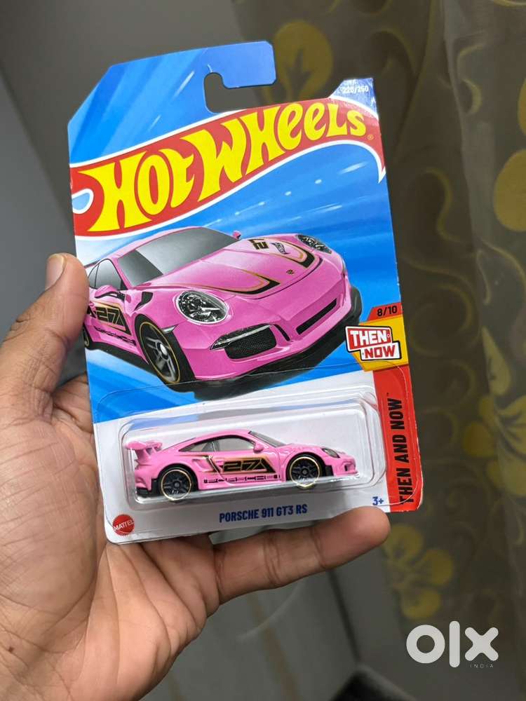 Porsche GT3RS hot wheels,available at best rate