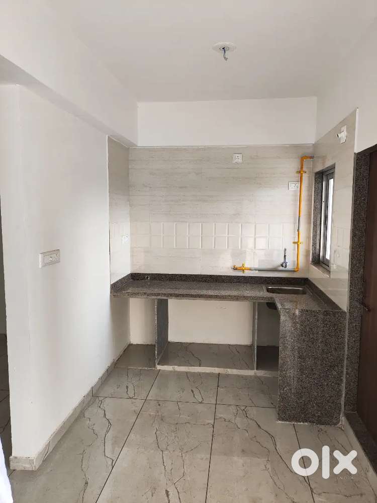 2 BHK Flat on Rent in Naroda