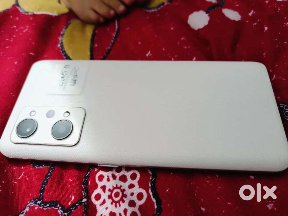 Realme GT 2 (12 GB RAM 256 GB Storage)