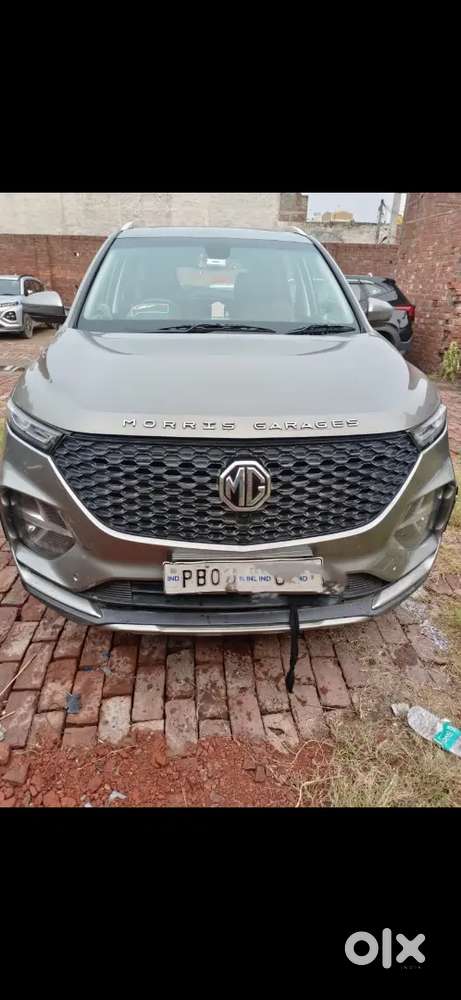 MG Hector Plus 2021 Petrol Well Maintained