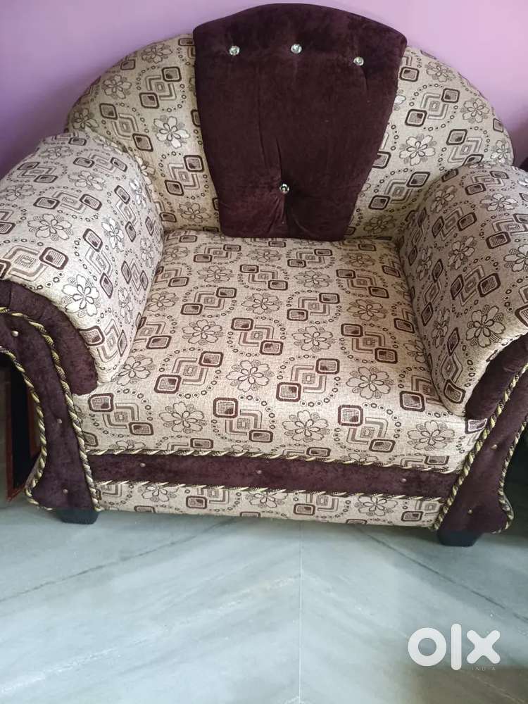 5 seater sofa.Classic Maroon and Beige Sofa/Diwan with Gold Rope Trim.