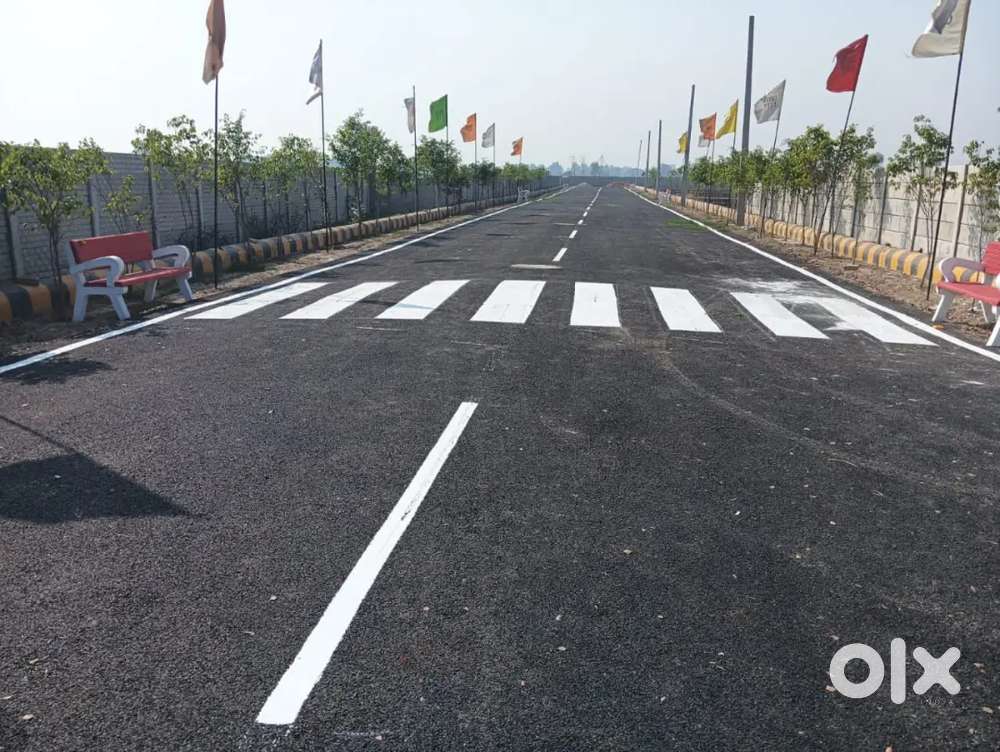 राजधानी लखनऊ में बंथरा मार्केट में प्लॉट