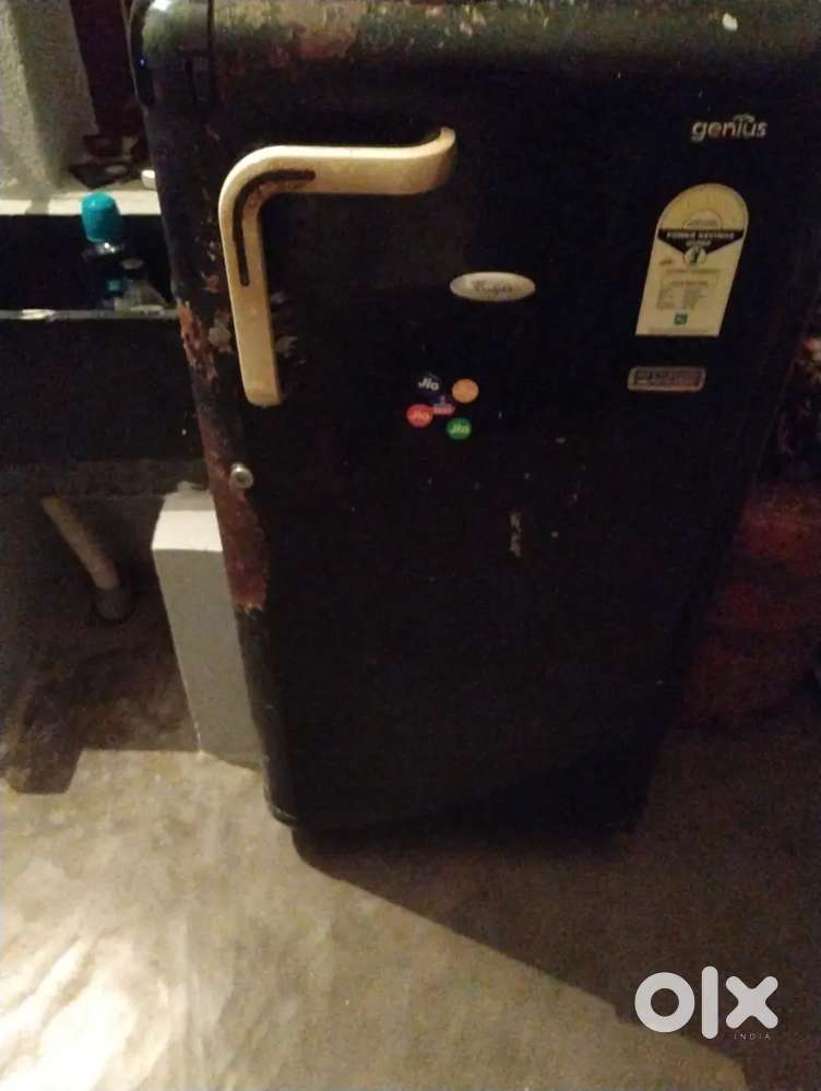 Whripool refrigerator