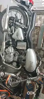 DL number,very mint and untouched bike, both key are available