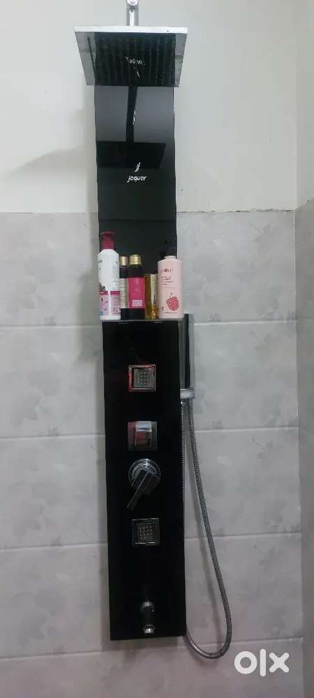 Jaguar Bath Shower Panel