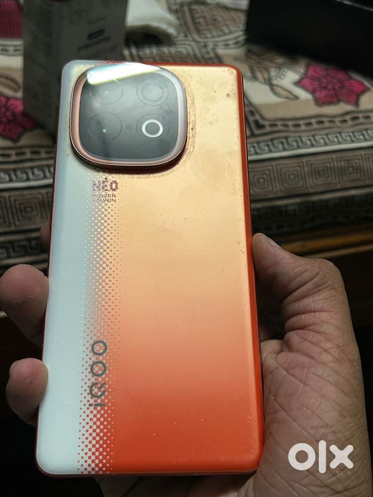 Iqoo neo 10