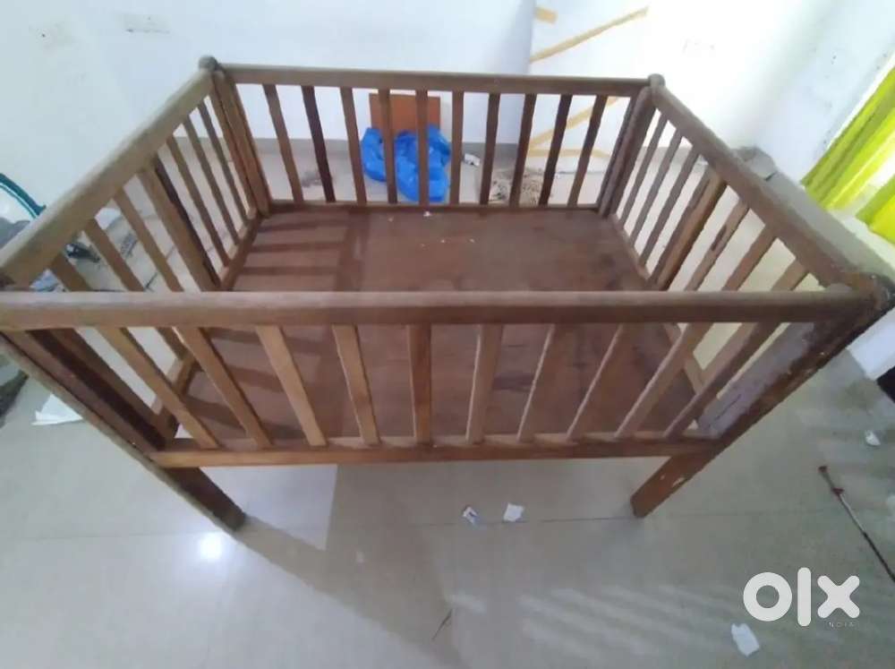 Baby Wooden Cott