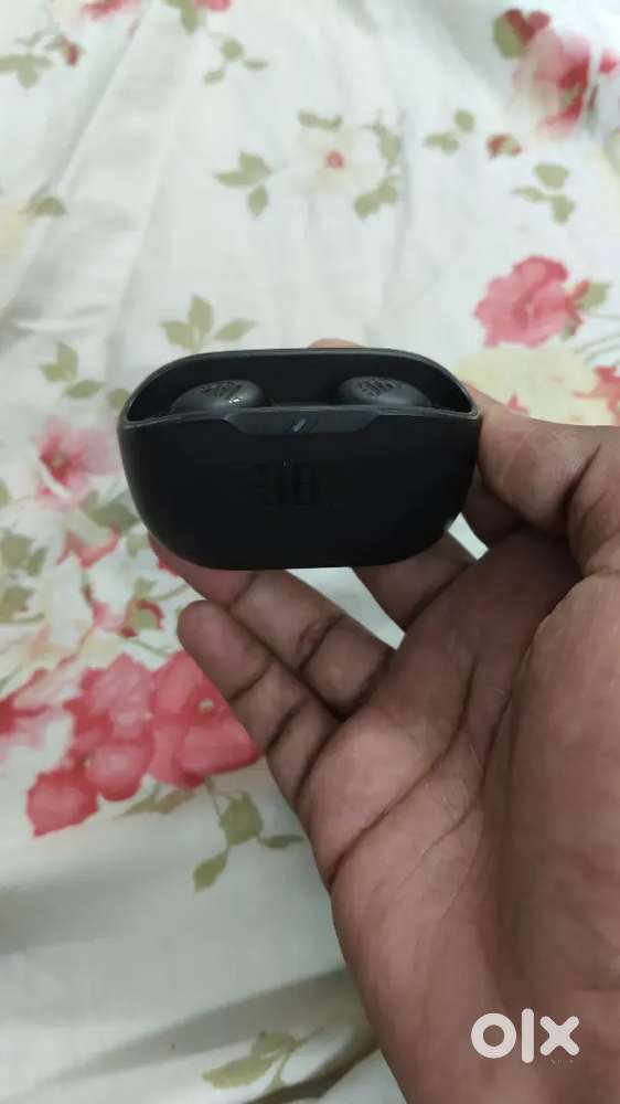 JBL wave buds 2