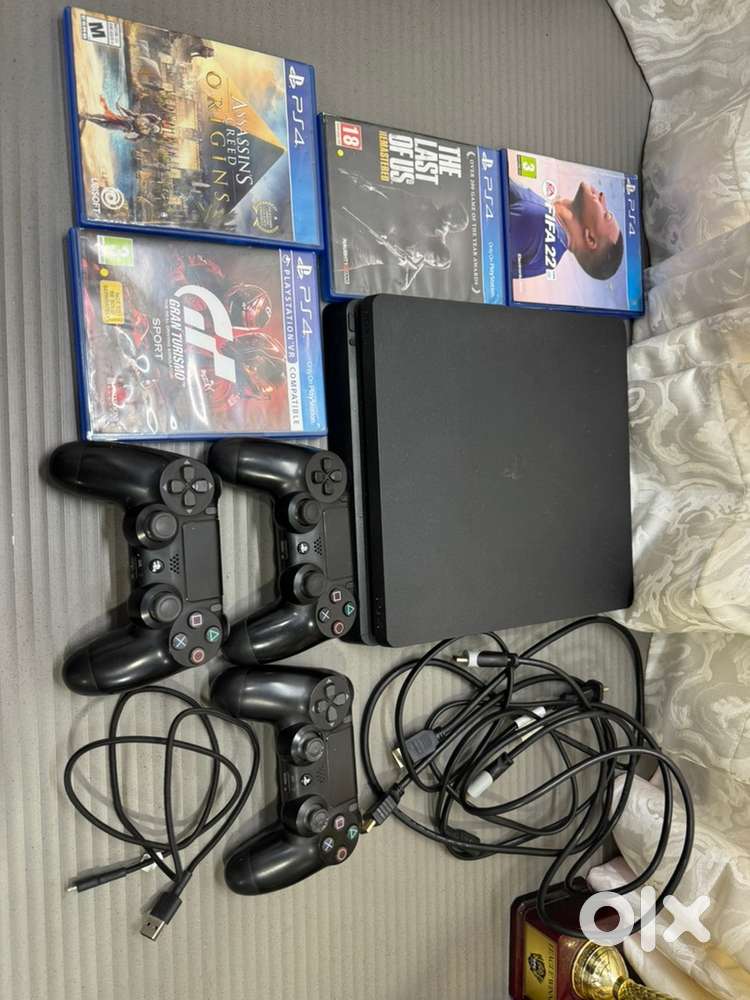 Playstation 4 slim 1TB