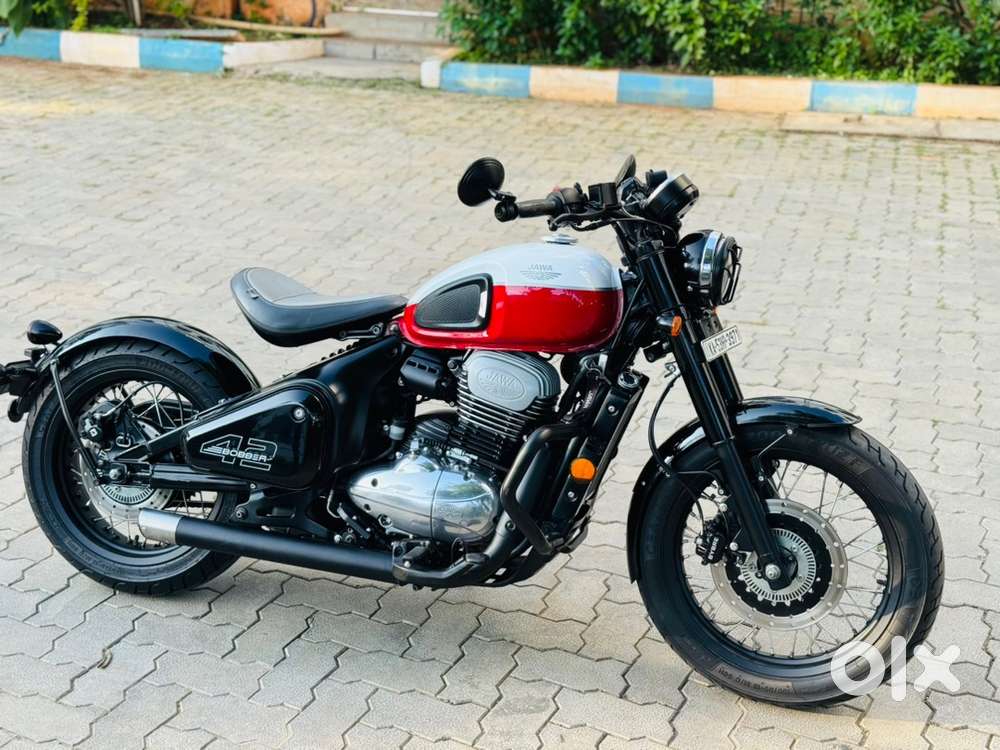 Jawa bober 42 driven very less