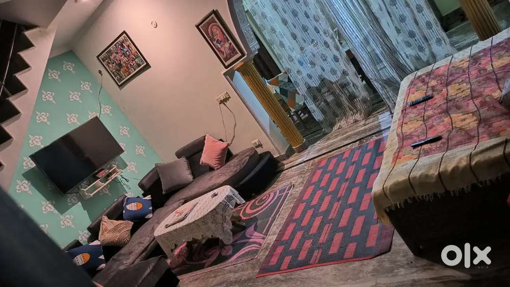 M the owner of the house 150 gaj double story