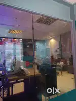 Running saloon