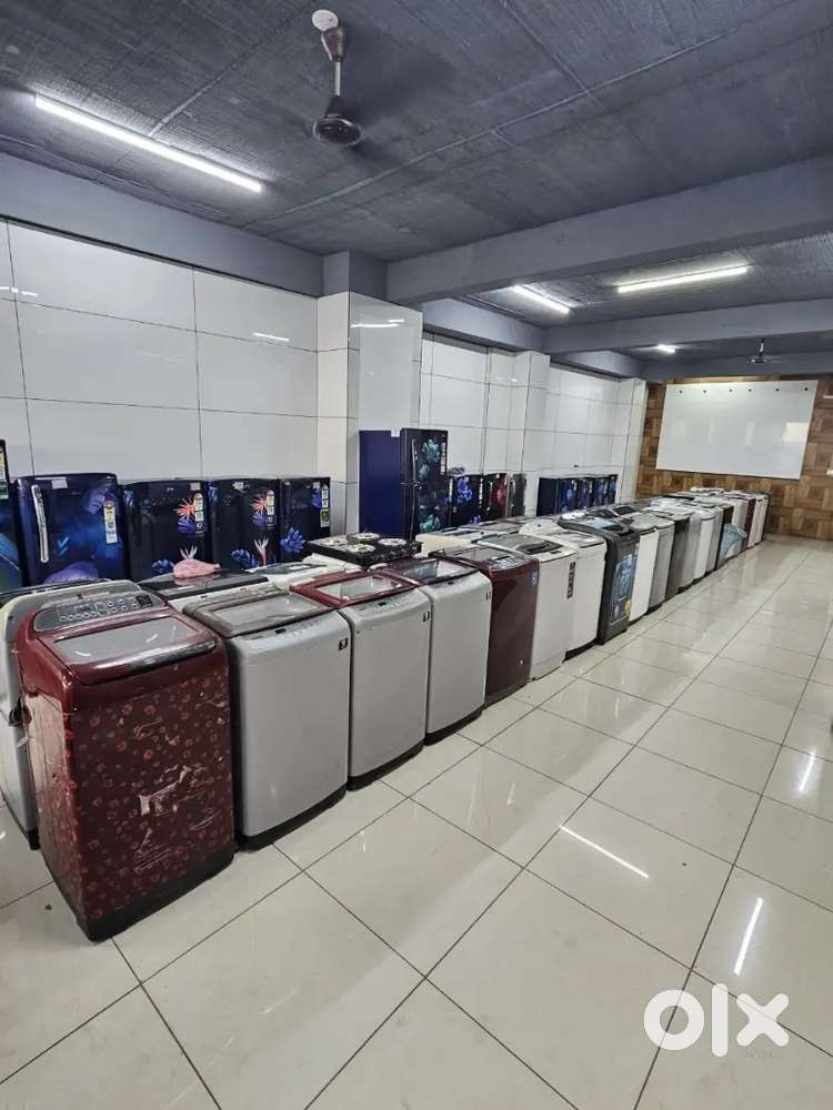 Top load washing machine and single door fridge in working condition