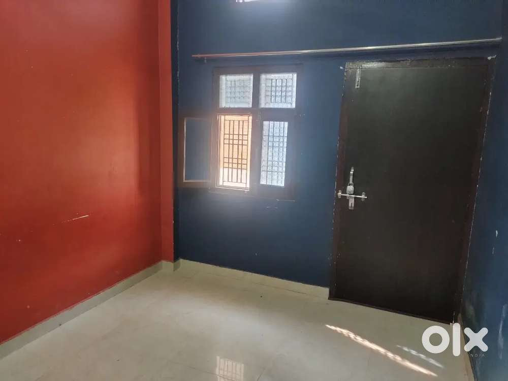 2 room set with separate bathroom and kitchen