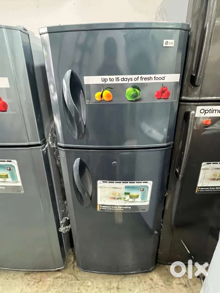 LG double door fridge good condition with warranty 1 year old