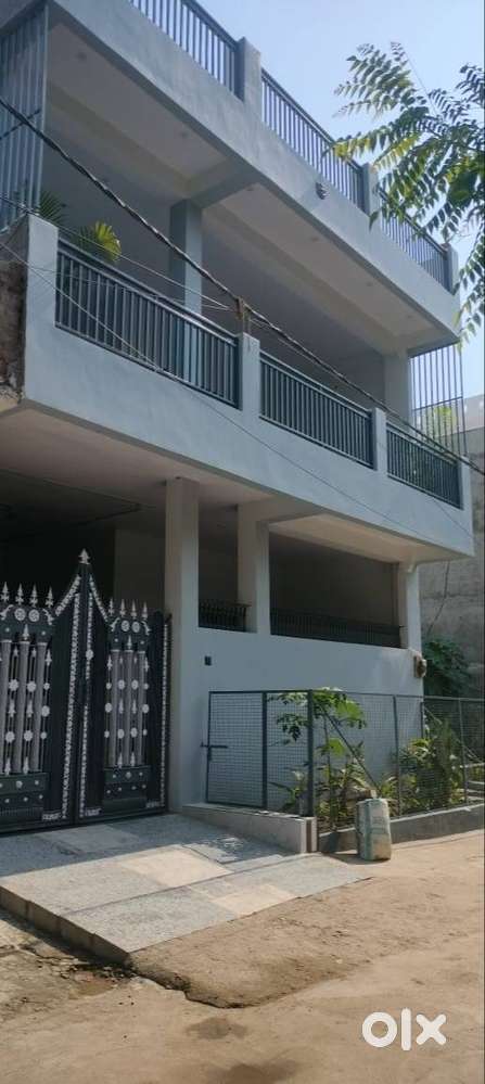 Elegant House with Modern Finishing and Stylish Interiors