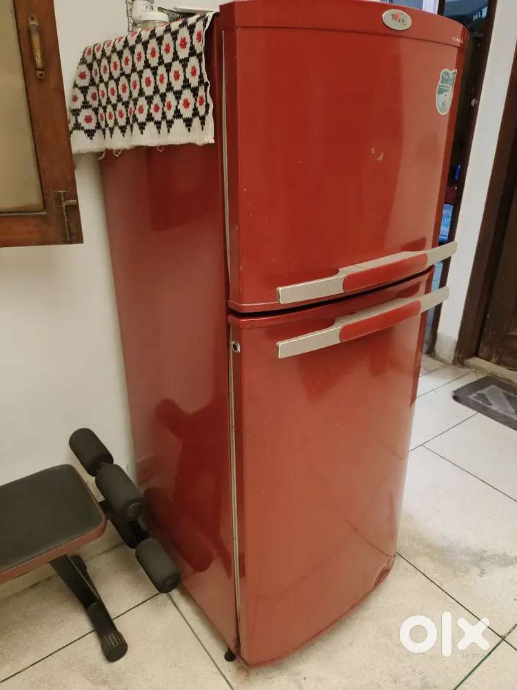 Whirlpool fridge in good condition