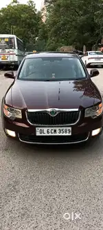 Skoda Superb 1.8 Elegance TSI AT, 2012, Petrol