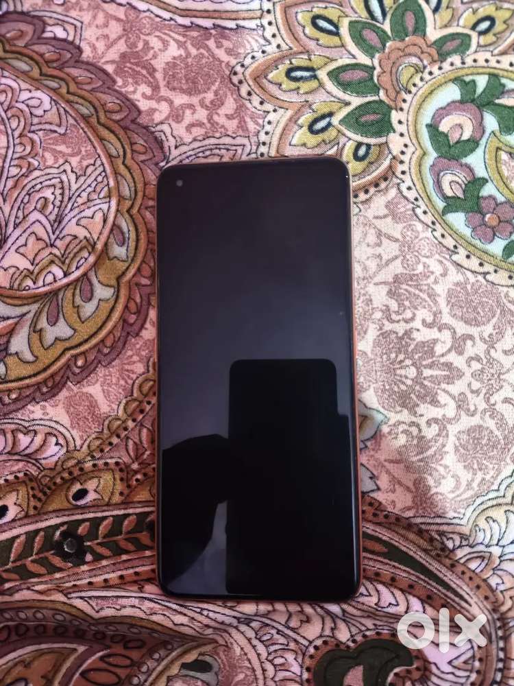 Realme X7 5g 6gb full neat