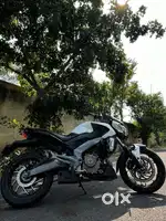 BAJAJ DOMINAR 400 ABS