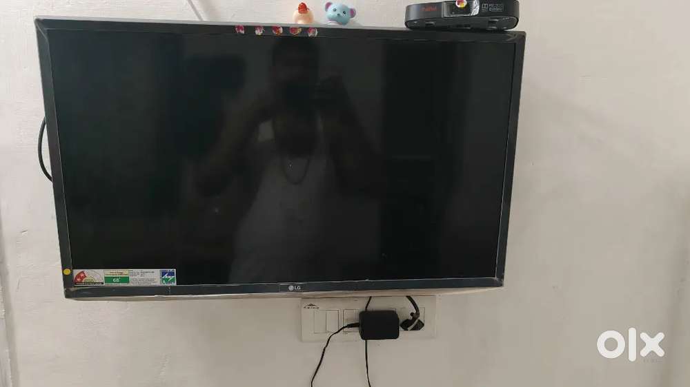 LG TV WITH Airtel Dish all items