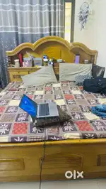 King size Bed
