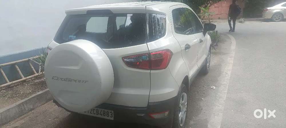 Ford Ecosport 2014 Petrol 52000 Km Driven.Single hand well kept car