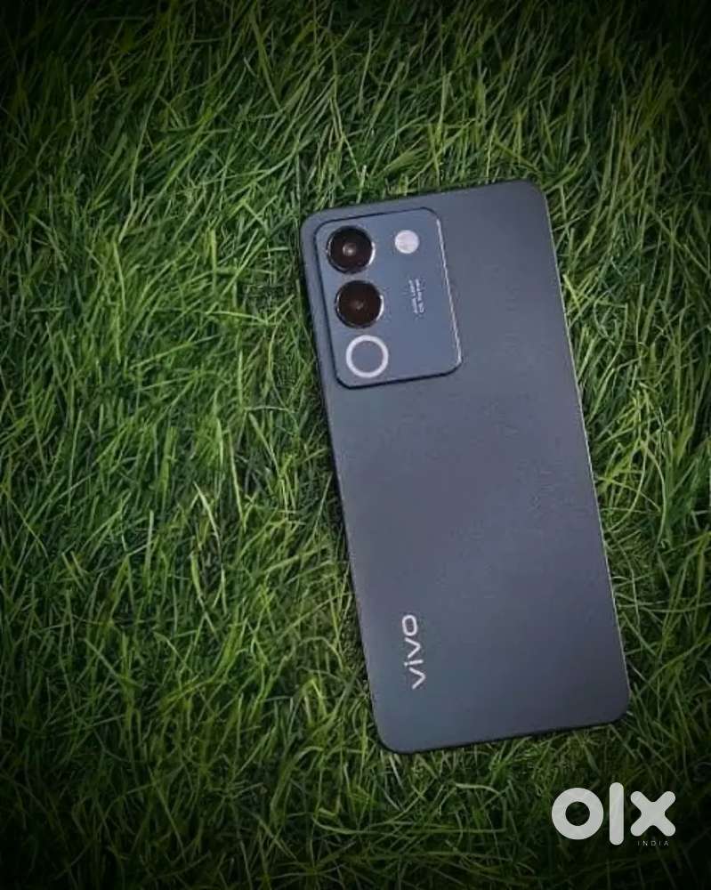 Vivo Y200 5G (8GB/128GB)– Like New  With Box & Bill  Mint Condition