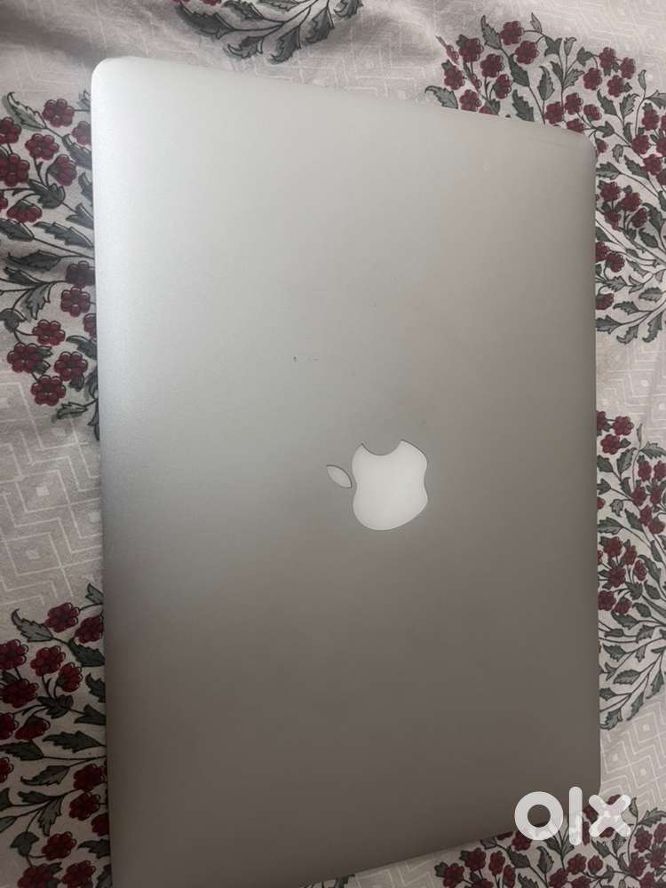 Apple Mac book air 2017