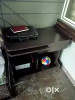 Computer table top condition at 1200