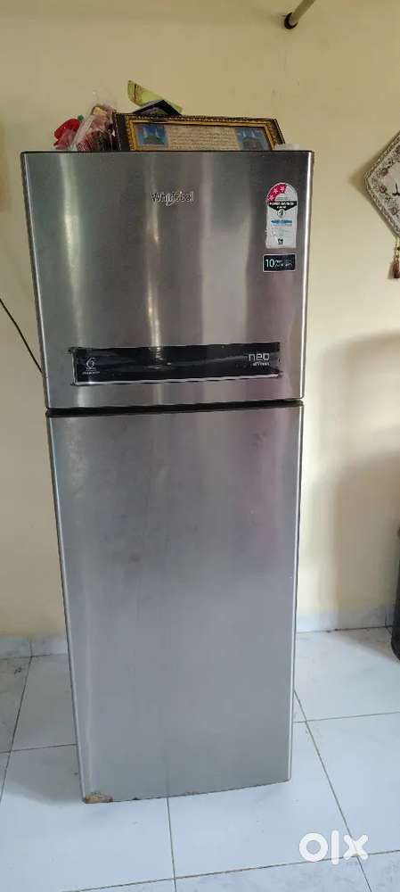 Refrigerator whirlpool