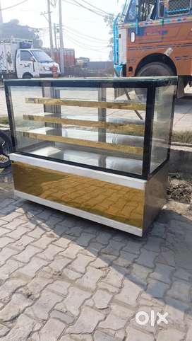 हरियाणा का सबसे बड़ा रेस्टोरेंट के पुराने सामान का स्टोर निसिंग में