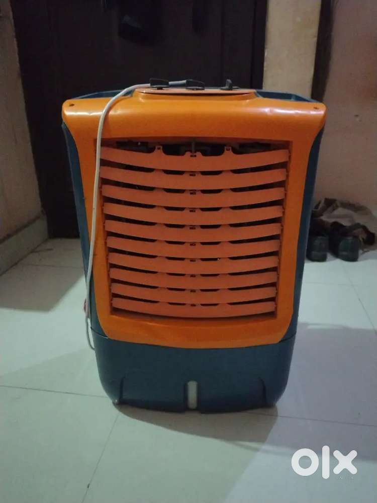 Plastic Air Cooler – Good Condition (April, 2025) – PRICE NEGOTIABLE