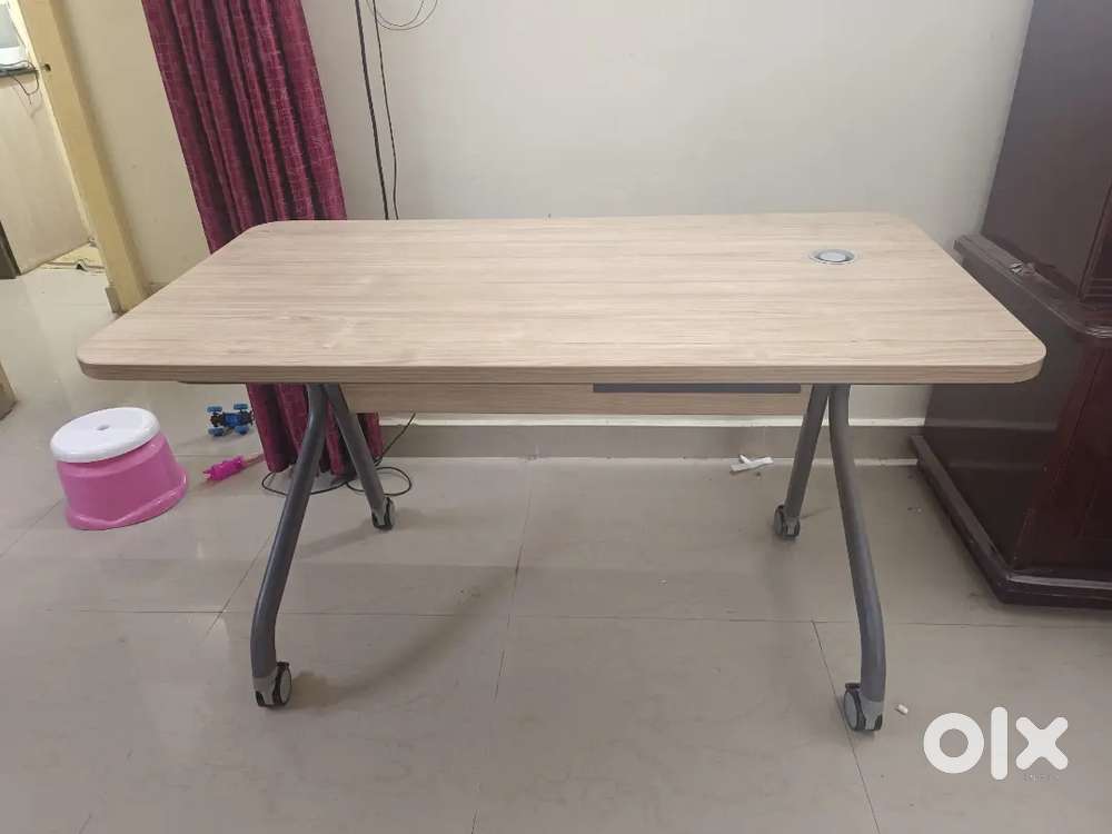 Godrej Foldable office Table